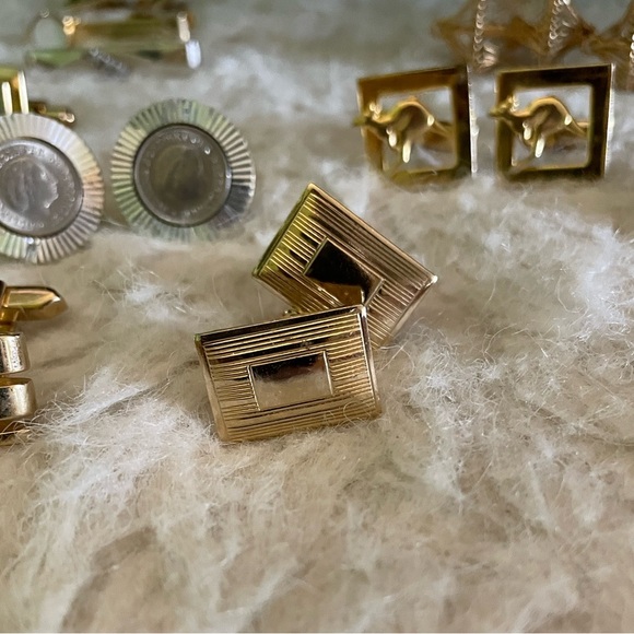Elegant Gold and Silver Cufflinks and Tie Clip Collection - Picture 7 of 16